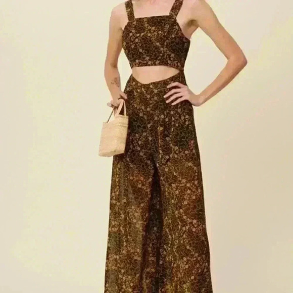 Jumpsuit - Picture 1 of 3